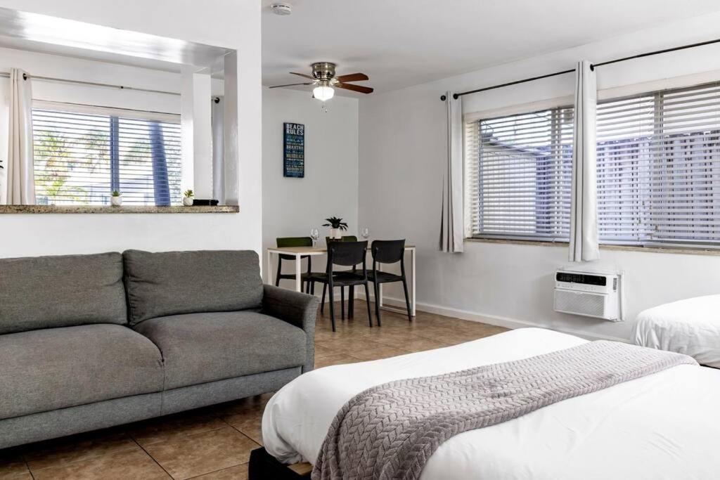 Hollywood Beach Family Pool Home Bagian luar foto